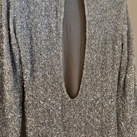 Mikuta The Light Long Sequin Dress - Picture 7 of 7
